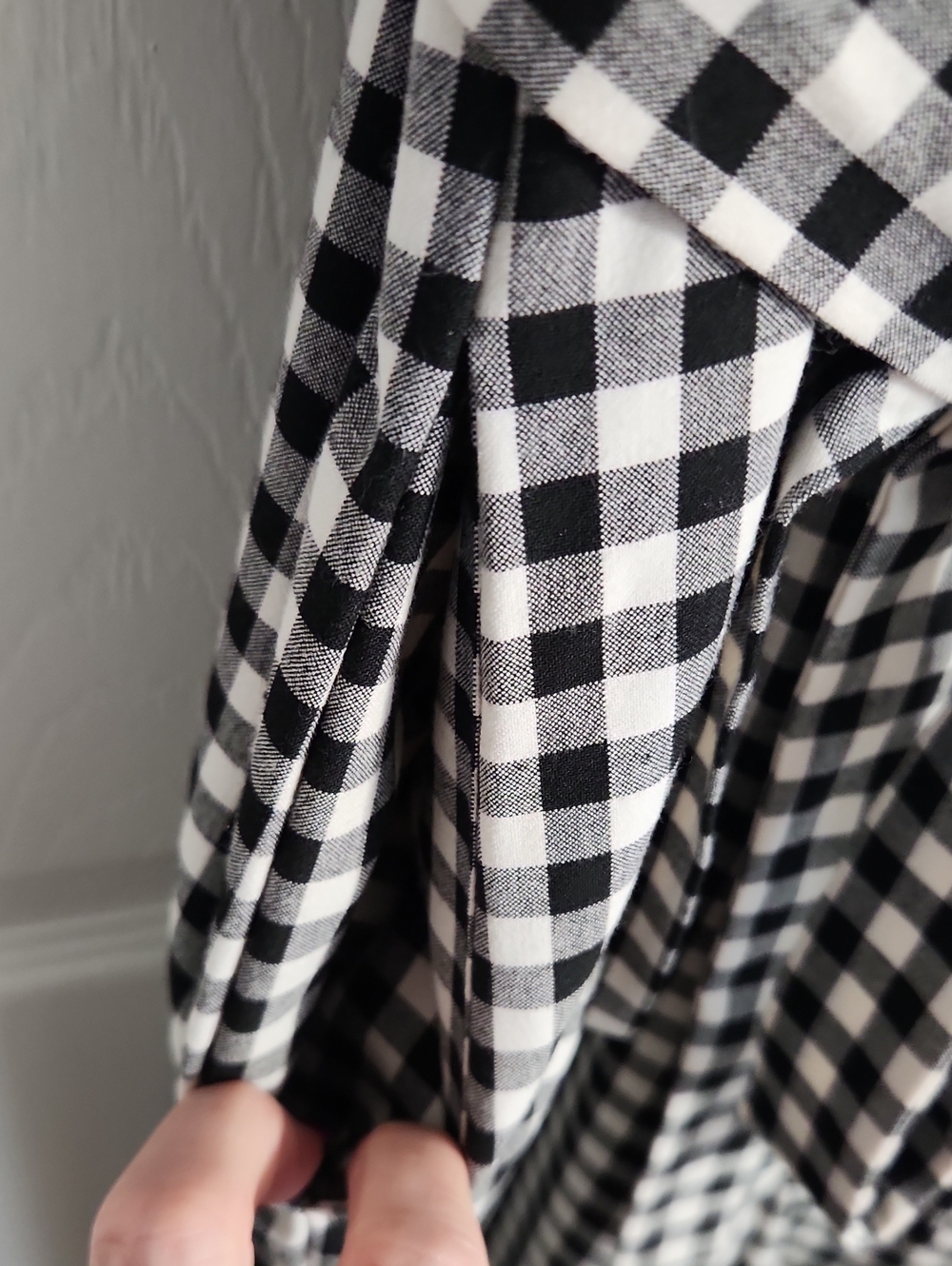 NWOT. NY&CO. Gingham Puff Sleeve Wide-leg Jumpsuit Sz.M Black/White - Picture 7 of 15